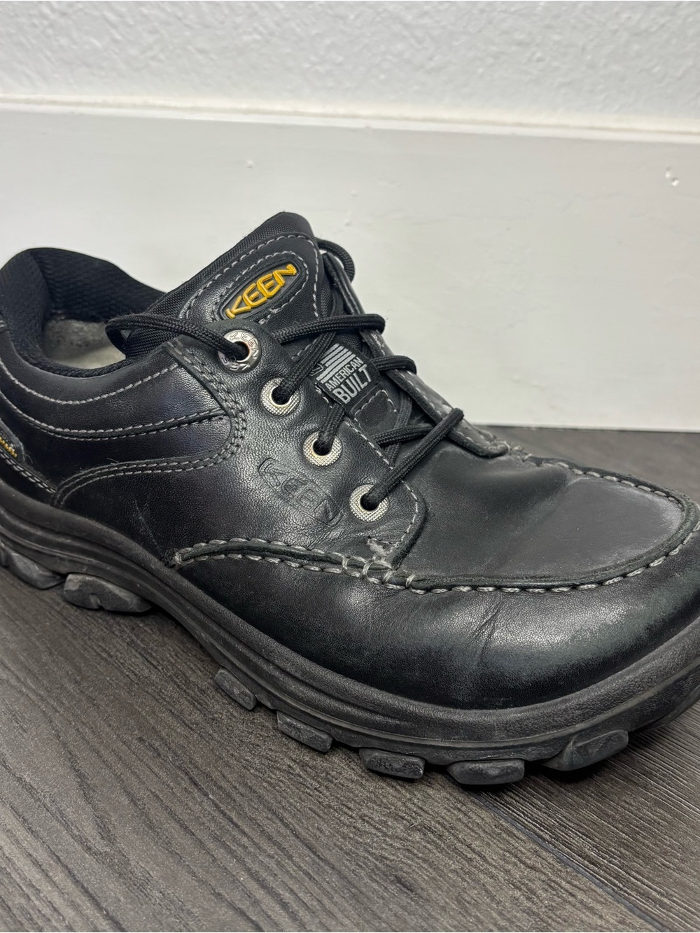 Keen Anchor Park Low Waterproof Shoes Men Size 8 Black Leather Comfort Hiking